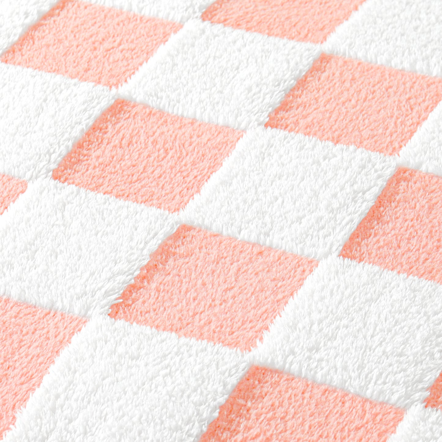 Exclusivo Mezcla Checkered Throw Blanket, Super Soft and Warm Fluffy Fleece Blanket for Couch, Sofa, Bed, Cute Plaid Pattern, Pink, 50" x 60"