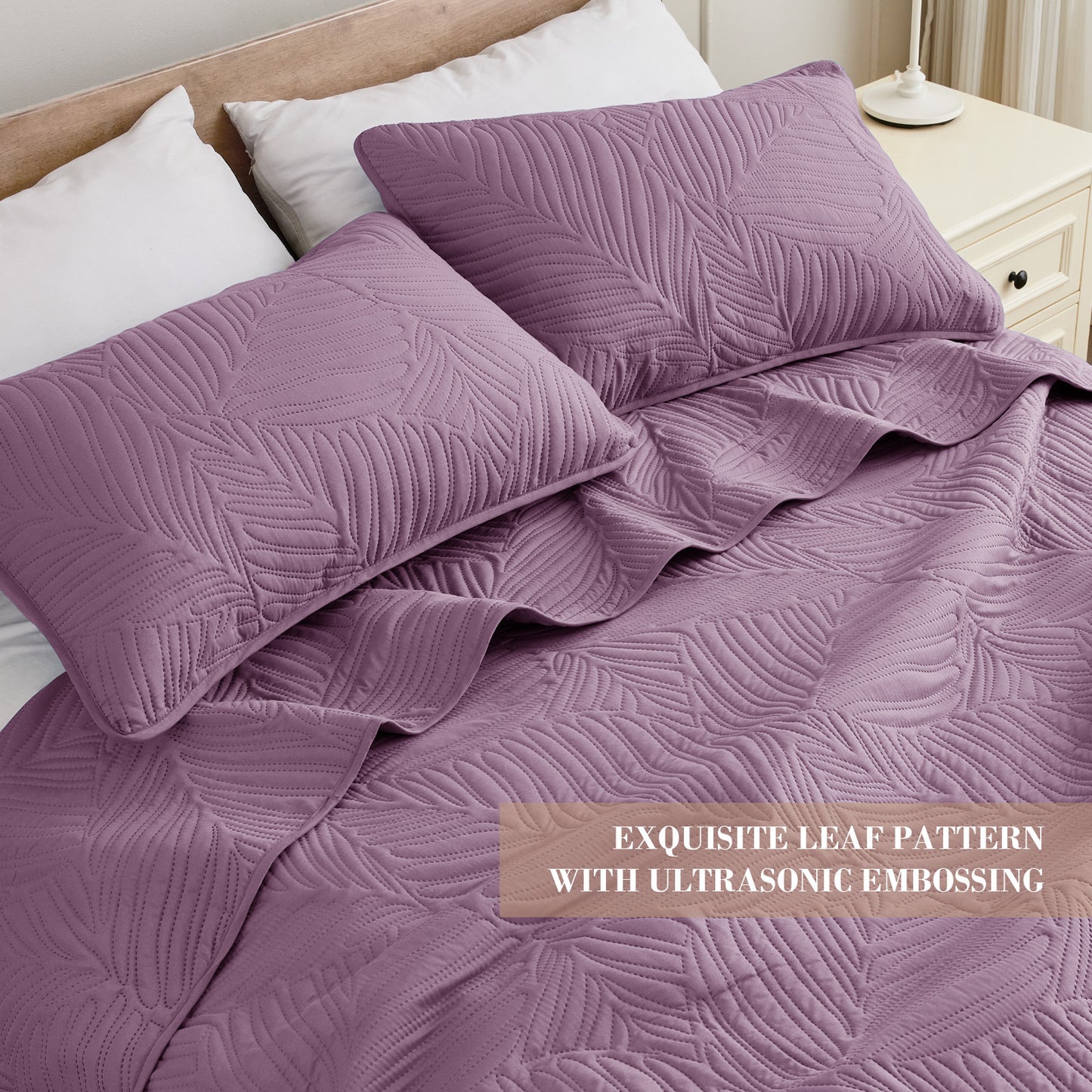 Exclusivo Mezcla Full Queen Quilt Set Dusty Lavender, Lightweight Bedspread Leaf Pattern Bed Cover Soft Coverlet Bedding Set(1 Quilt, 2 Pillow Shams)