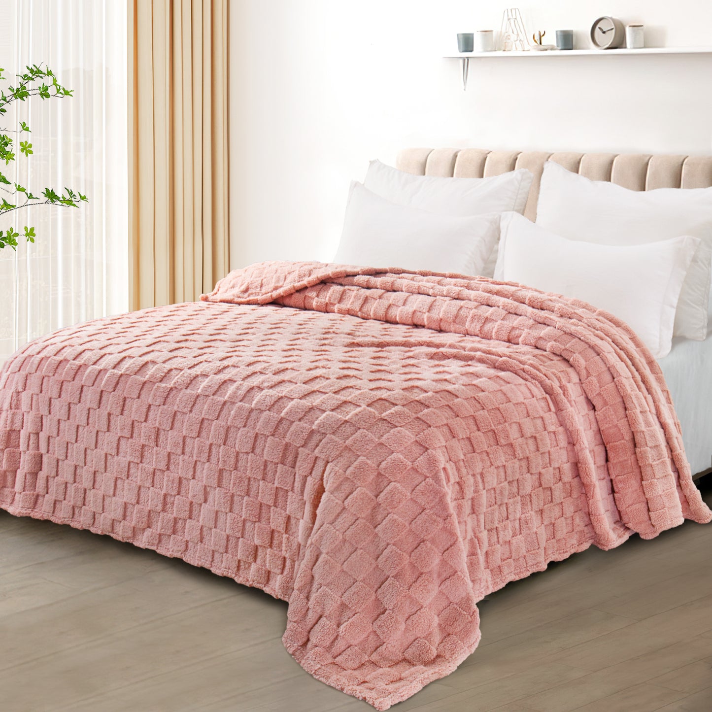 Exclusivo Mezcla Queen Size Flannel Fleece Blanket, Super Soft 3D Checkered Jacquard Bed Blanket, Cozy Fluffy Lightweight Blanket for All Seasons, 90x90 Inches, Pink Blanket