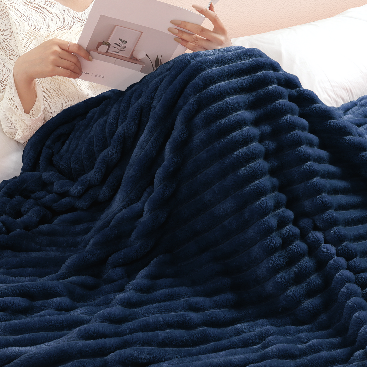 Exclusivo Mezcla Twin Size Flannel Fleece Blanket, Super Soft 3D Striped Jacquard Bed Blanket, Lightweight Fuzzy Cozy Blankets for All Seasons, 60x80 Inches, Navy Blue Blanket