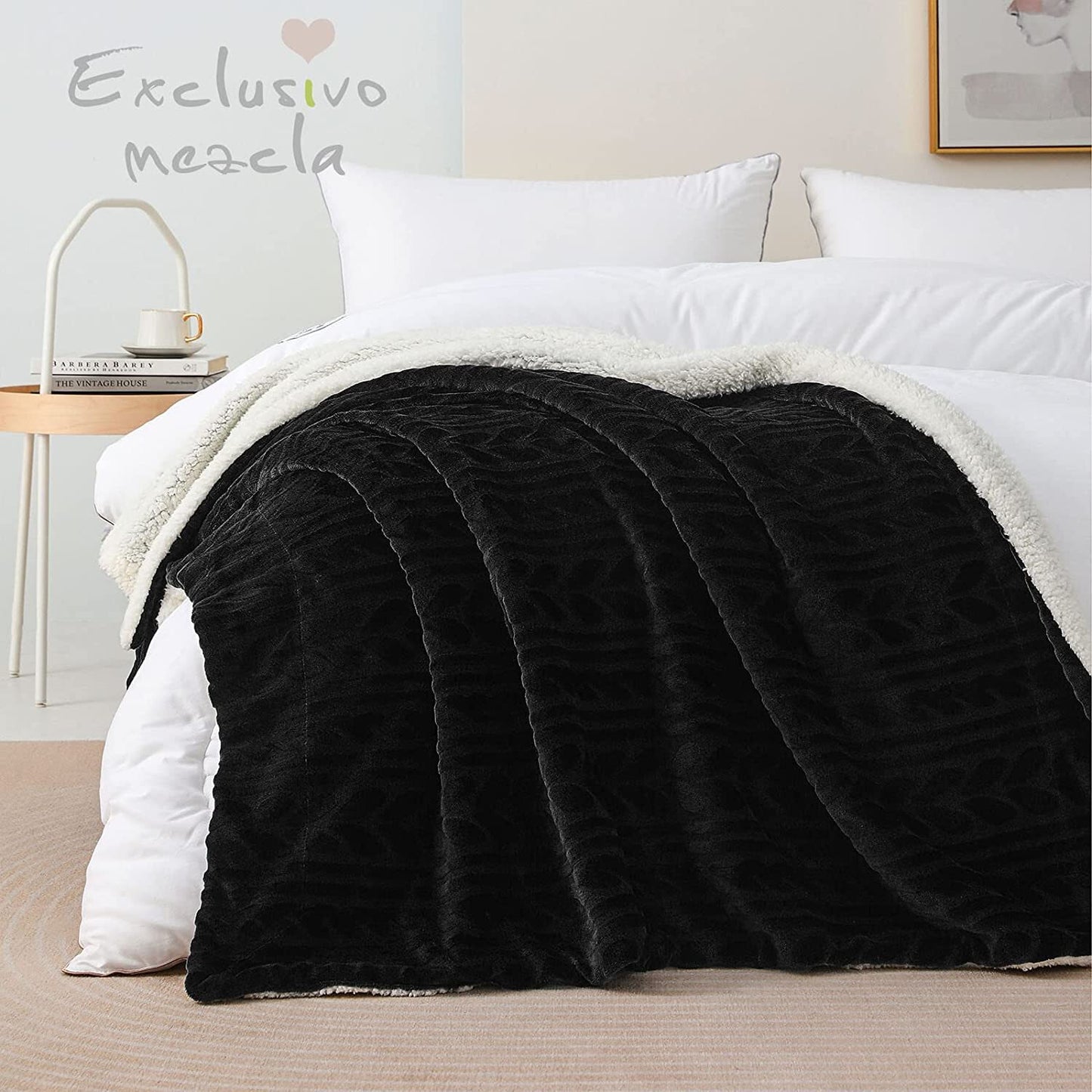 Exclusivo Mezcla 50"x70" Sherpa Fleece Throw Blanket, Reversible Velvet Plush Blankets and Soft Throws for Couch, Sofa, Bed, Super Cozy Thick and Warm, Black