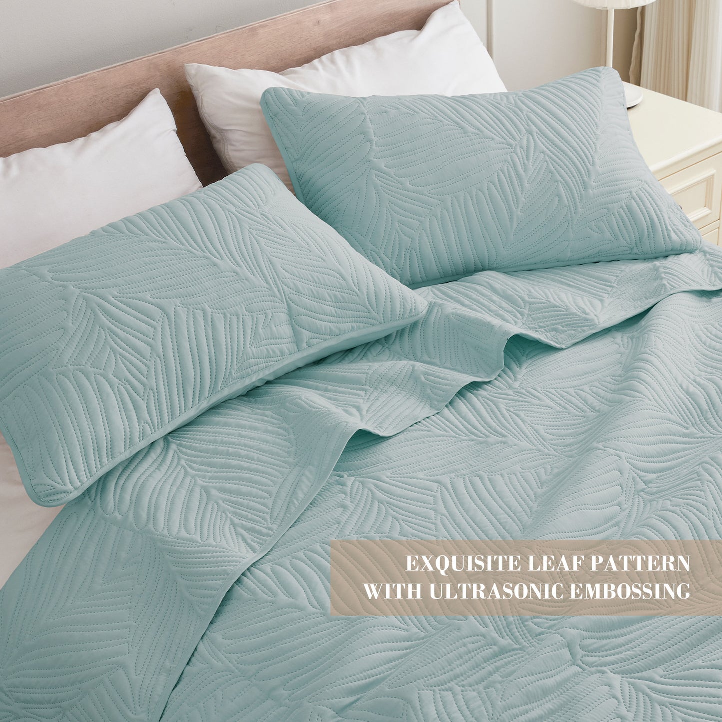 Exclusivo Mezcla California King Quilt Set Aqua Blue, Lightweight Bedspread Leaf Pattern Bed Cover Soft Coverlet Bedding Set(1 Quilt, 2 Pillow Shams)