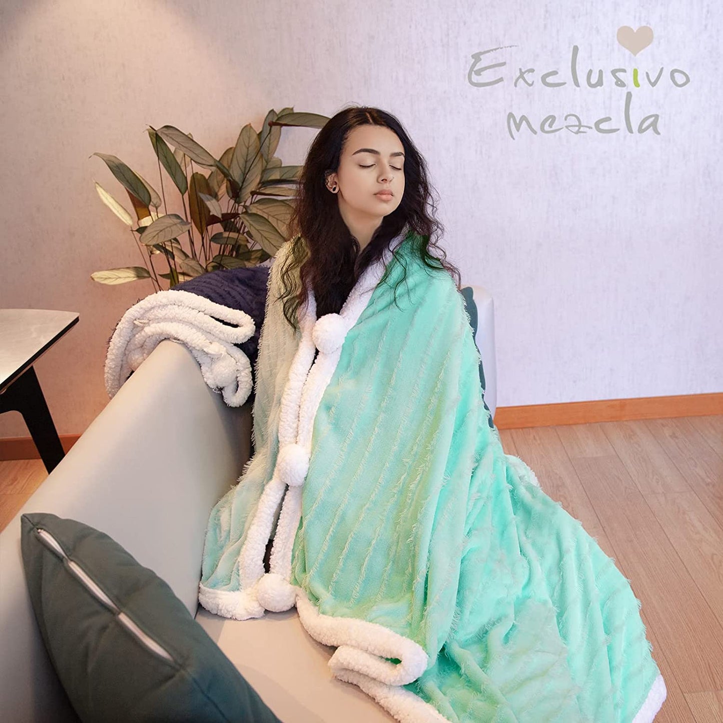 Exclusivo Mezcla Wearable Throw Blanket Soft Wrap Throw Cloak Blanket Poncho Ultra Soft Cozy Oversize Blanket Warm for Winter ( 50x72 Inches, Light Green)