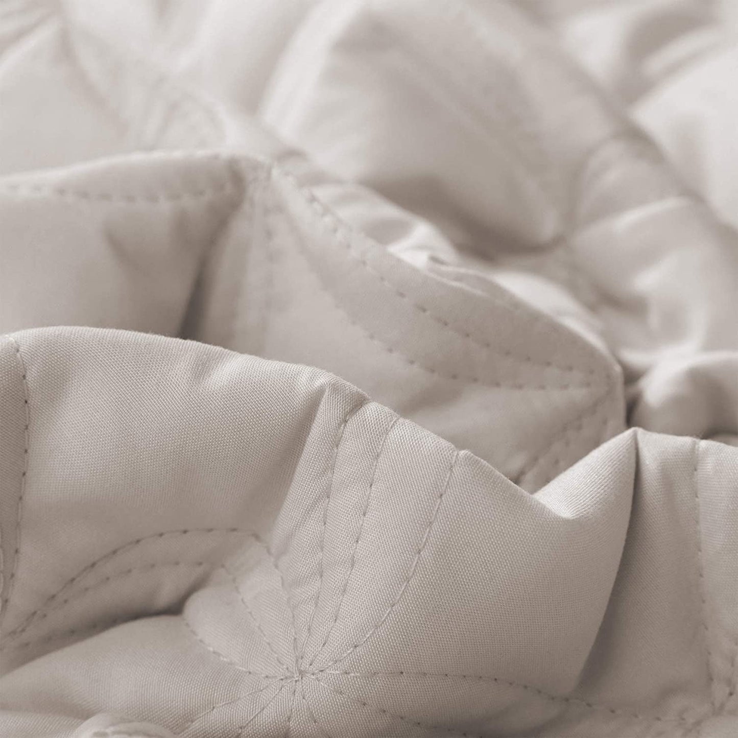 Exclusivo Mezcla Bed Quilt Set King Size for All Season, Stitched Pattern Quilted Bedspread/ Bedding Set/ Coverlet with 2 Pillow shams, Lightweight and Soft, Bone