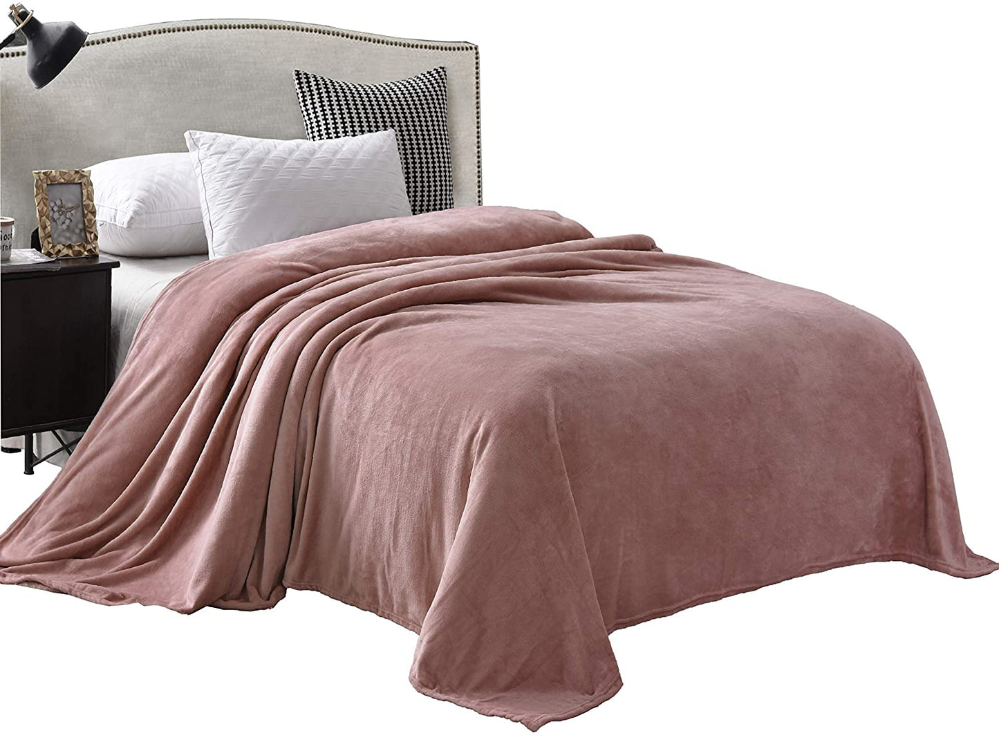 Exclusivo Mezcla Luxury Flannel Velvet Plush Throw Blanket