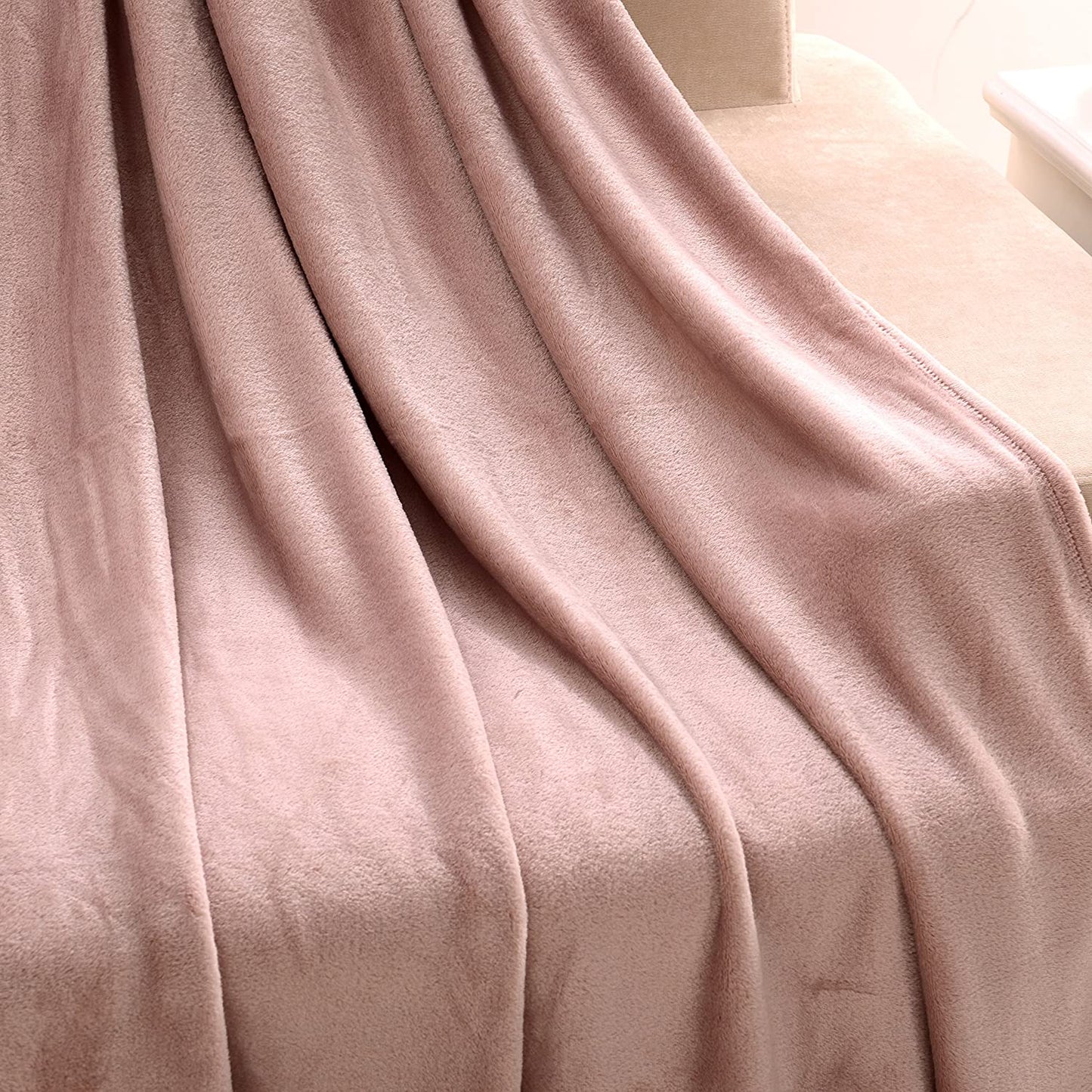 Exclusivo Mezcla Luxury Flannel Velvet Plush Throw Blanket