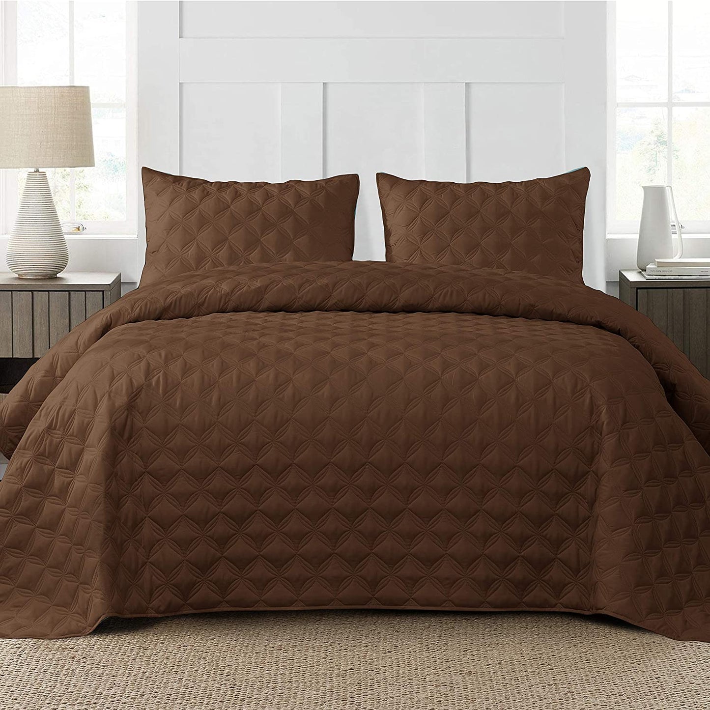 Exclusivo Mezcla 3-Piece King/Queen/Full/Twin Size Quilt Set with Pillow Shams, Ellispe Quilted Bedspread/Coverlet/Bed Cover -Soft, Lightweight and Reversible