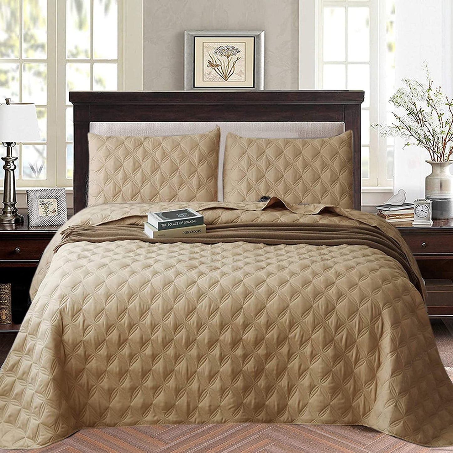 Exclusivo Mezcla 3-Piece King/Queen/Full/Twin Size Quilt Set with Pillow Shams, Ellispe Quilted Bedspread/Coverlet/Bed Cover -Soft, Lightweight and Reversible