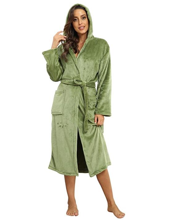 Exclusivo Mezcla Women's Long Hooded Bathrobe Plush Fleece Robe for Christmas Warm Pajamas Shower Nightgown