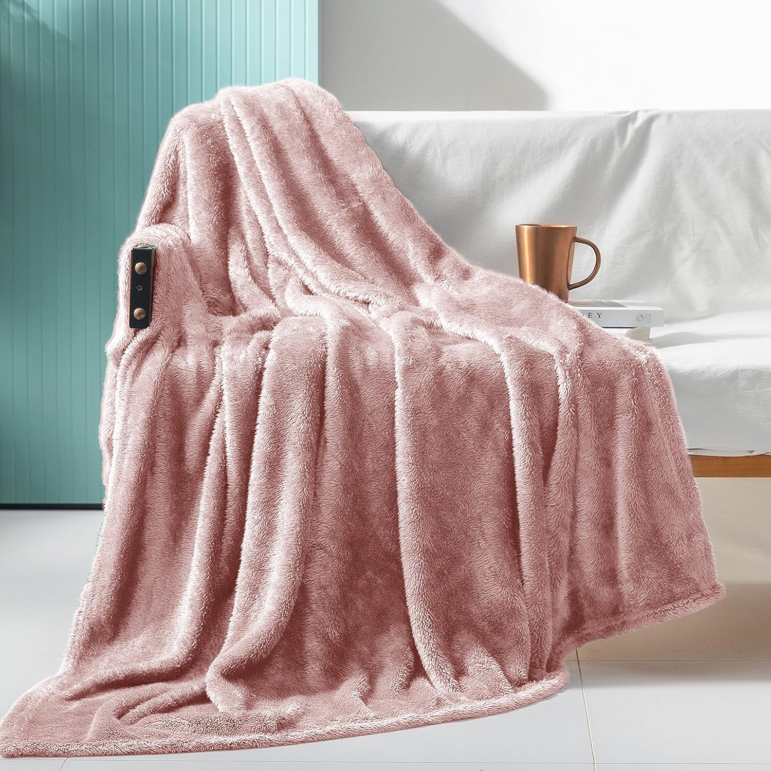 Blankets & Throws