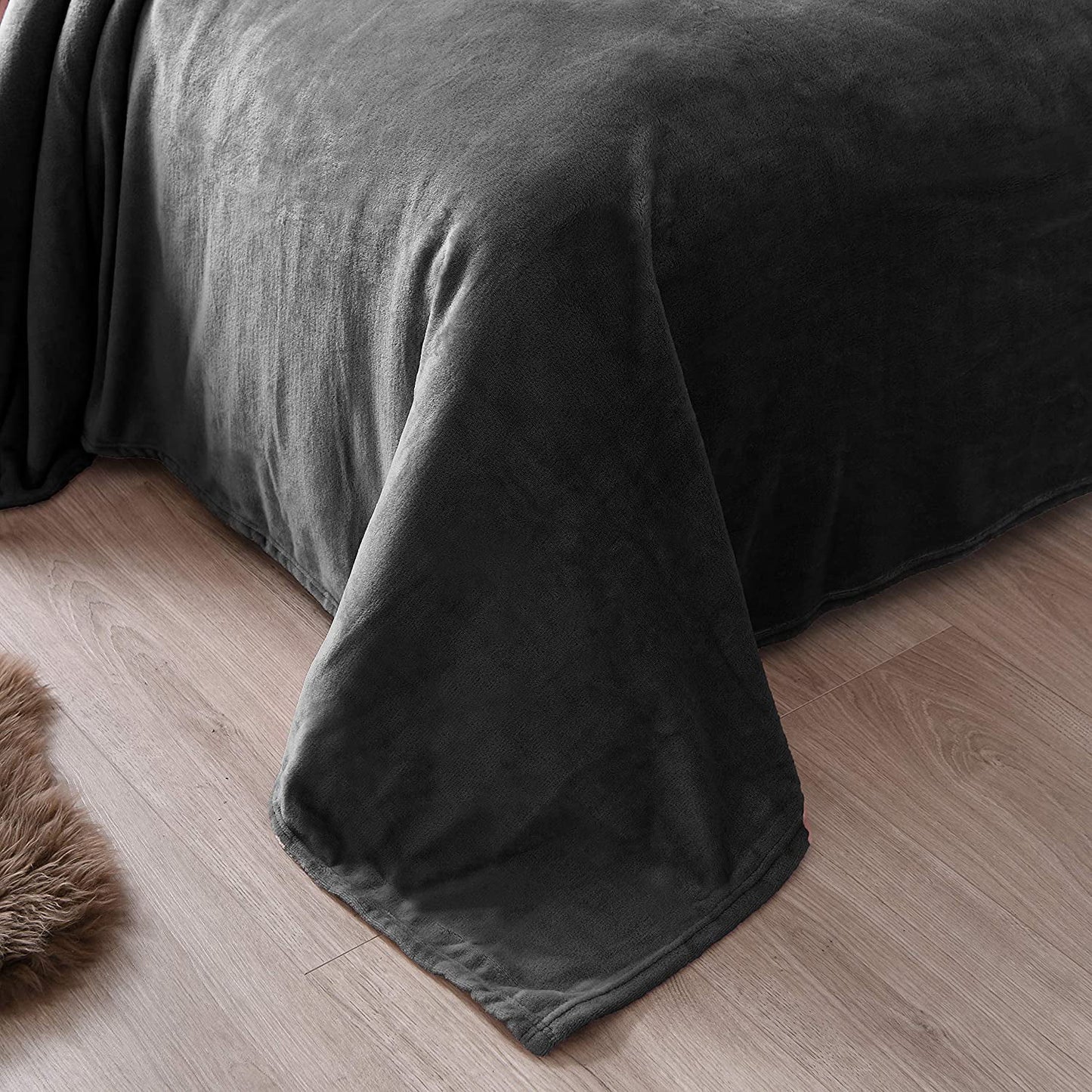 Exclusivo Mezcla Queen Size Velvet Flannel Fleece Plush Queen Size Bed Blanket as Bedspread/Coverlet/Bed Cover (90" x 90", Grey) - Soft, Lightweight, Warm and Cozy