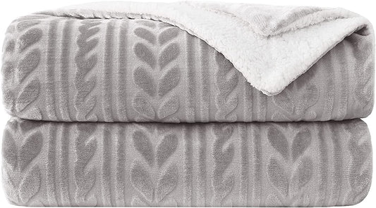 Exclusivo Mezcla 50"x70" Sherpa Fleece Throw Blanket, Reversible Velvet Plush Blankets and Soft Throws for Couch, Sofa, Bed, Super Cozy Thick and Warm, Light Grey