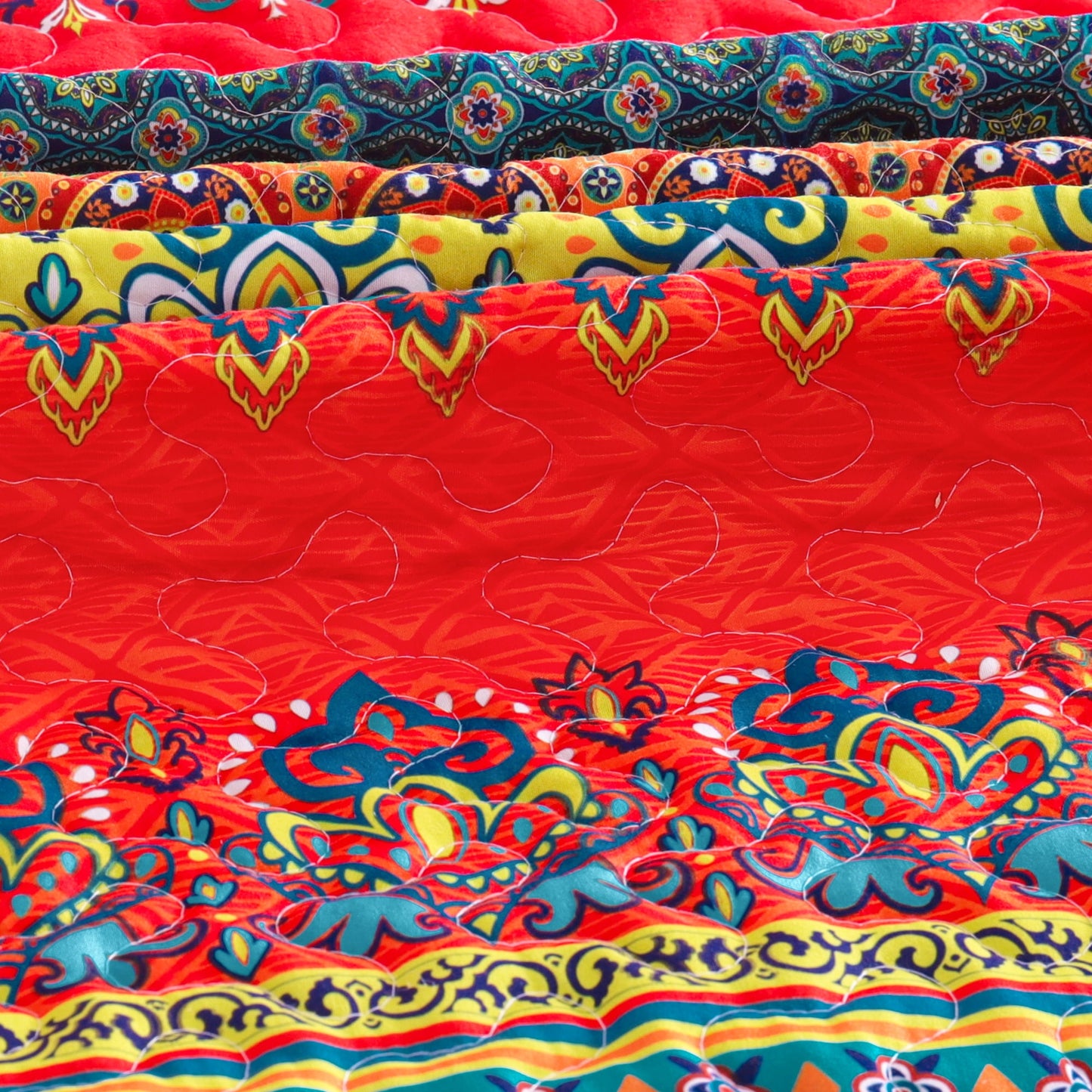Exclusivo Mezcla Microfiber Reversible Boho Striped Pattern Quilted Throw Blanket for Bed, Soft and Lightweight Throw Quilt (60"x 80", Brick-Red)