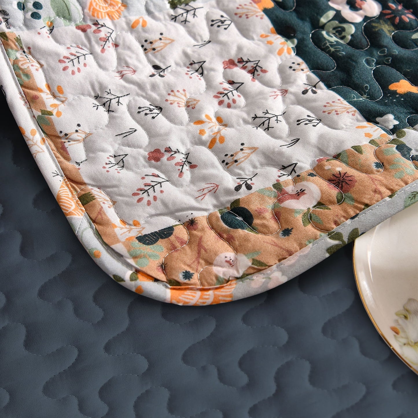 Exclusivo Mezcla Microfiber Boho Patchwork Pattern Quilted Throw Blanket for Bed, Soft and Lightweight Throw Quilt (60"x 80",Yellow)
