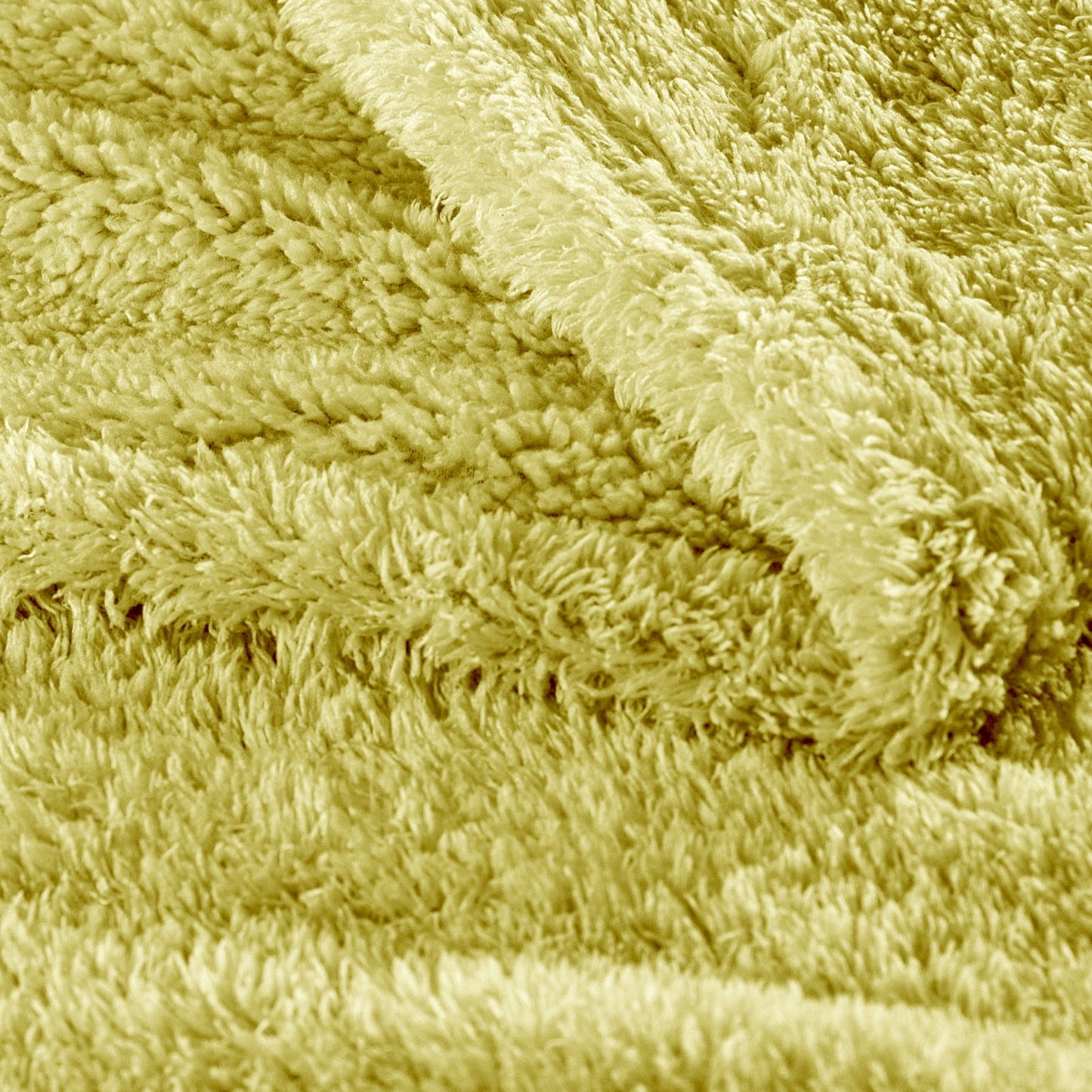 Exclusivo Mezcla Fuzzy Fleece Bed Blanket, Lightweight Fluffy Solid Velvet Blankets Twin Size Suitable for All Seasons, 60x80 Inches, Light Green