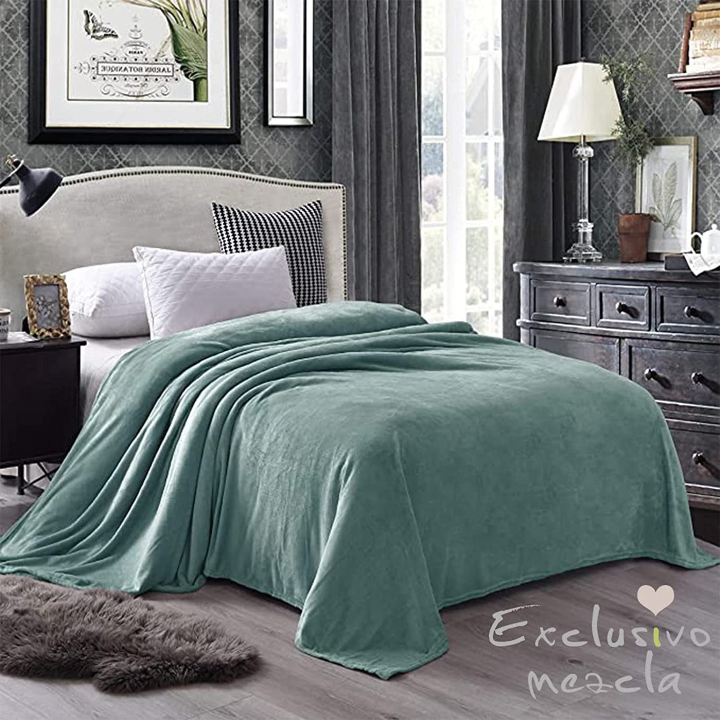 Exclusivo Mezcla King Size Flannel Fleece Velvet Plush Bed Blanket as Bedspread, Coverlet, Bed Cover (90x104 inches, Celadon) Soft, Lightweight, Warm and Cozy