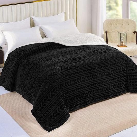 Exclusivo Mezcla King Size Sherpa Fleece Bed Blanket, Ultra Soft and Warm Reversible Velvet Blankets for Bed Couch Sofa 90x104 inches, Black