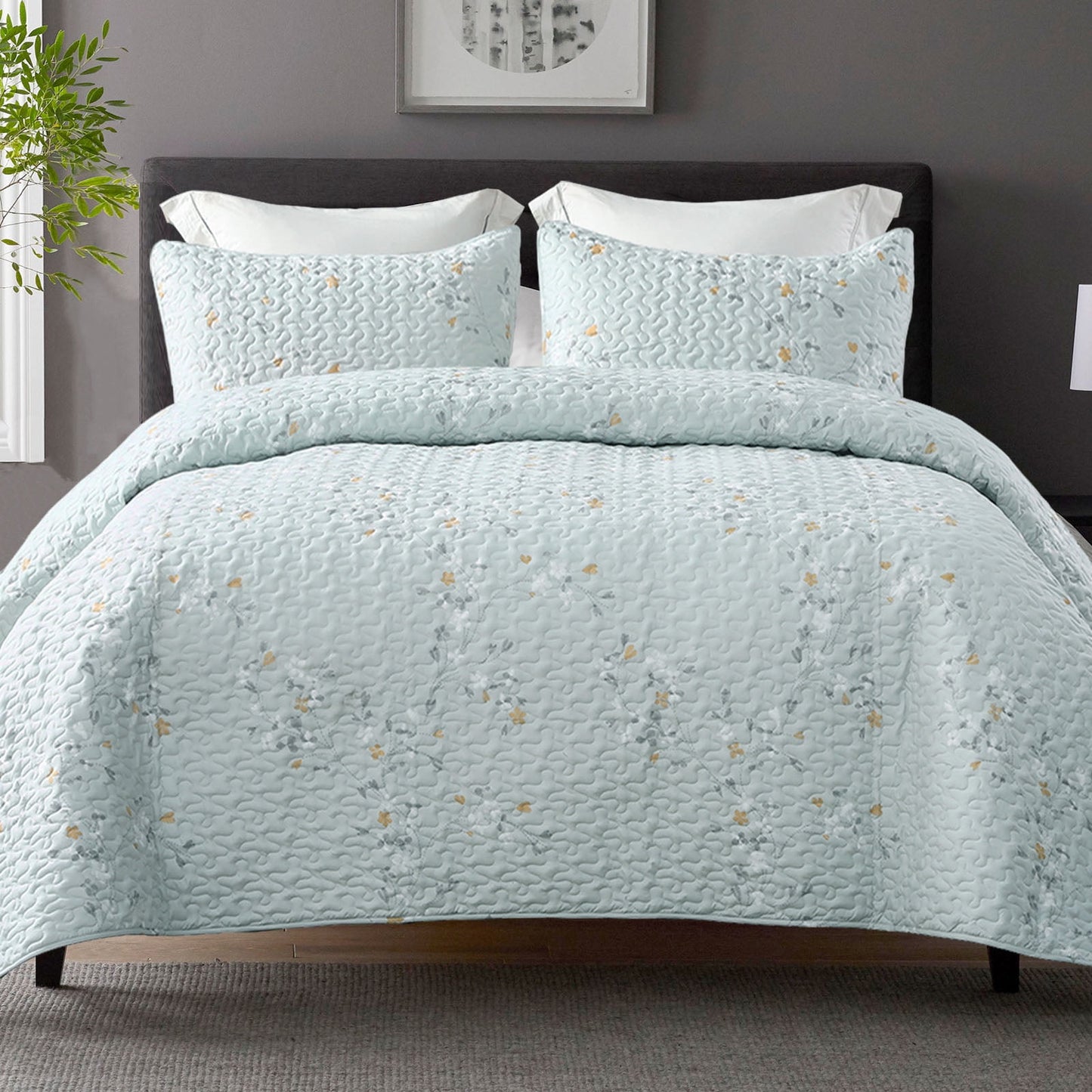 Exclusivo Mezcla Microfiber Queen Size Quilt Set for All Seasons, 3 Piece Flower Pattern Bedspread/Coverlet/Bedding Set with 2 Shams, Lightweight and Soft, (96"x92", Milky Green)