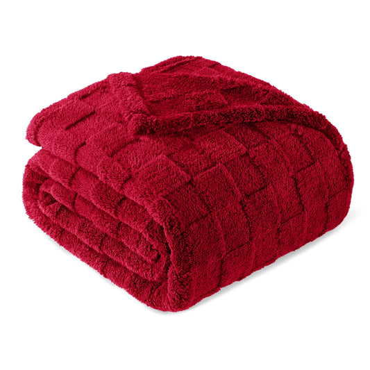 Exclusivo Mezcla Queen Size Flannel Fleece Blanket, Super Soft 3D Checkered Jacquard Bed Blanket, Cozy Fluffy Lightweight Blanket for All Seasons, 90x90 Inches, Deep Red Blanket