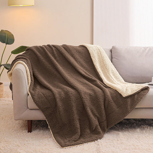 Exclusivo Mezcla Reversible Sherpa Fleece Throw Blanket for Couch, Soft Plush Blanket for Bed Sofa, Warm Fluffy Blankets for All Season, 50x60 Inches, Brown/ Khaki
