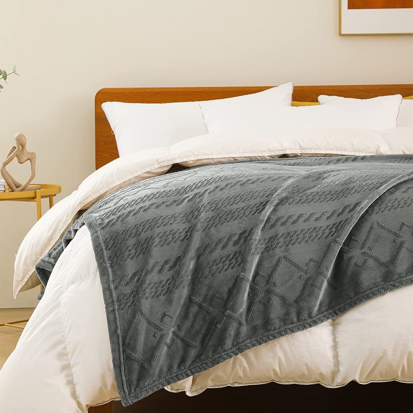 Exclusivo Mezcla King Size Soft Bed Blanket, Warm Fuzzy Luxury Bed Blankets, Decorative Geometry Pattern Plush Throw Blanket for Bed, 90"x104", Dark Grey