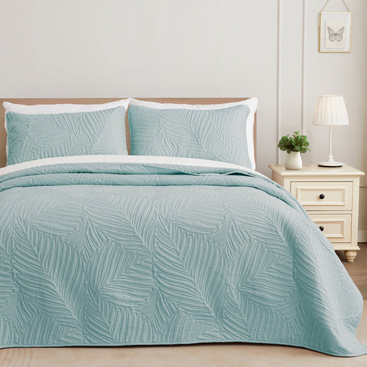 Exclusivo Mezcla California King Quilt Set Aqua Blue, Lightweight Bedspread Leaf Pattern Bed Cover Soft Coverlet Bedding Set(1 Quilt, 2 Pillow Shams)