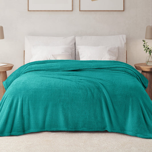 Exclusivo Mezcla King Size Flannel Fleece Blanket, Super Soft Velvet Plush Bed Blanket, Fuzzy Cozy Blankets for All Seasons, 90x104 Inches, Teal Blanket