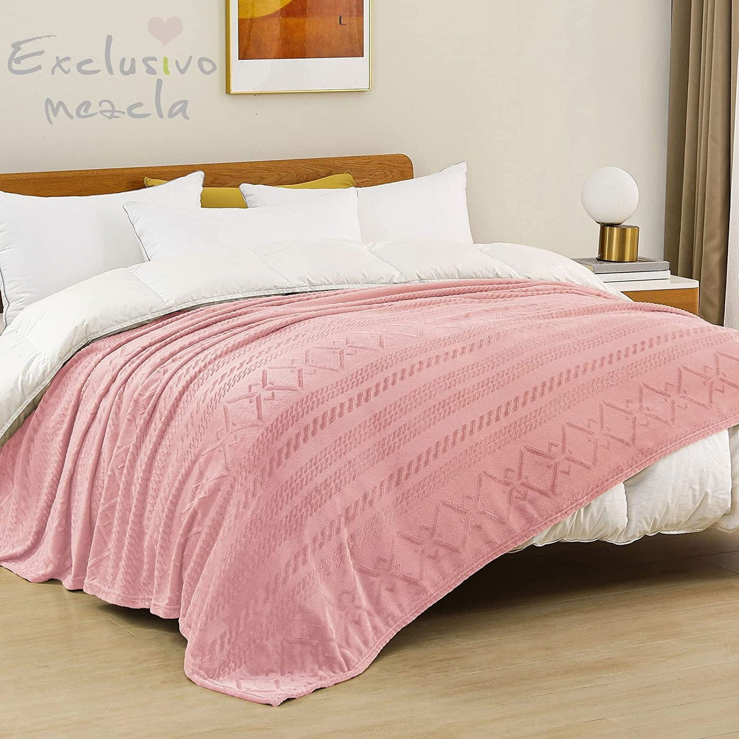 Exclusivo Mezcla King Size Soft Bed Blanket, Warm Fuzzy Luxury Bed Blankets, Decorative Geometry Pattern Plush Throw Blanket for Bed, 90x104 Inches, Pink
