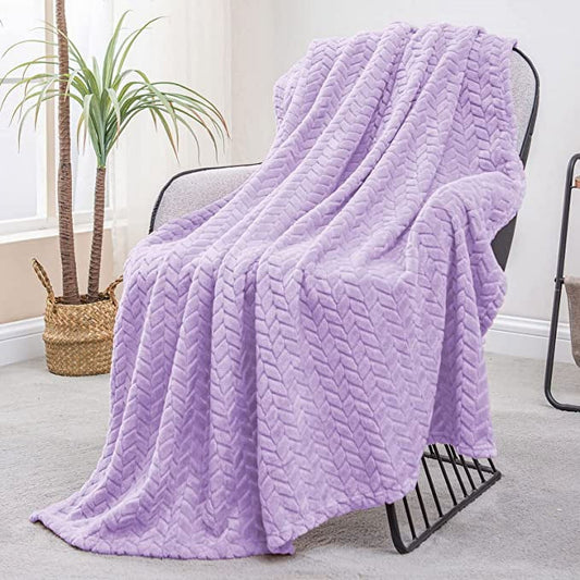 Exclusivo Mezcla Extra Large Flannel Fleece Throw Blanket, 50x70 Inches Leaves Pattern Soft Throw Blanket for Couch, Cozy, Warm, and Lightweight Blanket for Winter, Lilac Purple Blanket