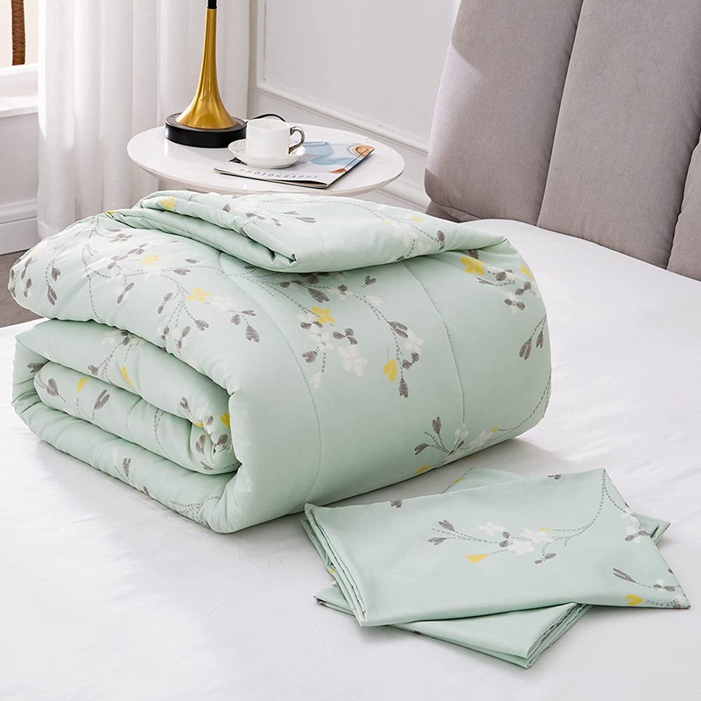 Exclusivo Mezcla 2-Piece Floral Twin Comforter Set, Microfiber Bedding Down Alternative Comforter for All Seasons with 1 Pillow Sham, Milky Green