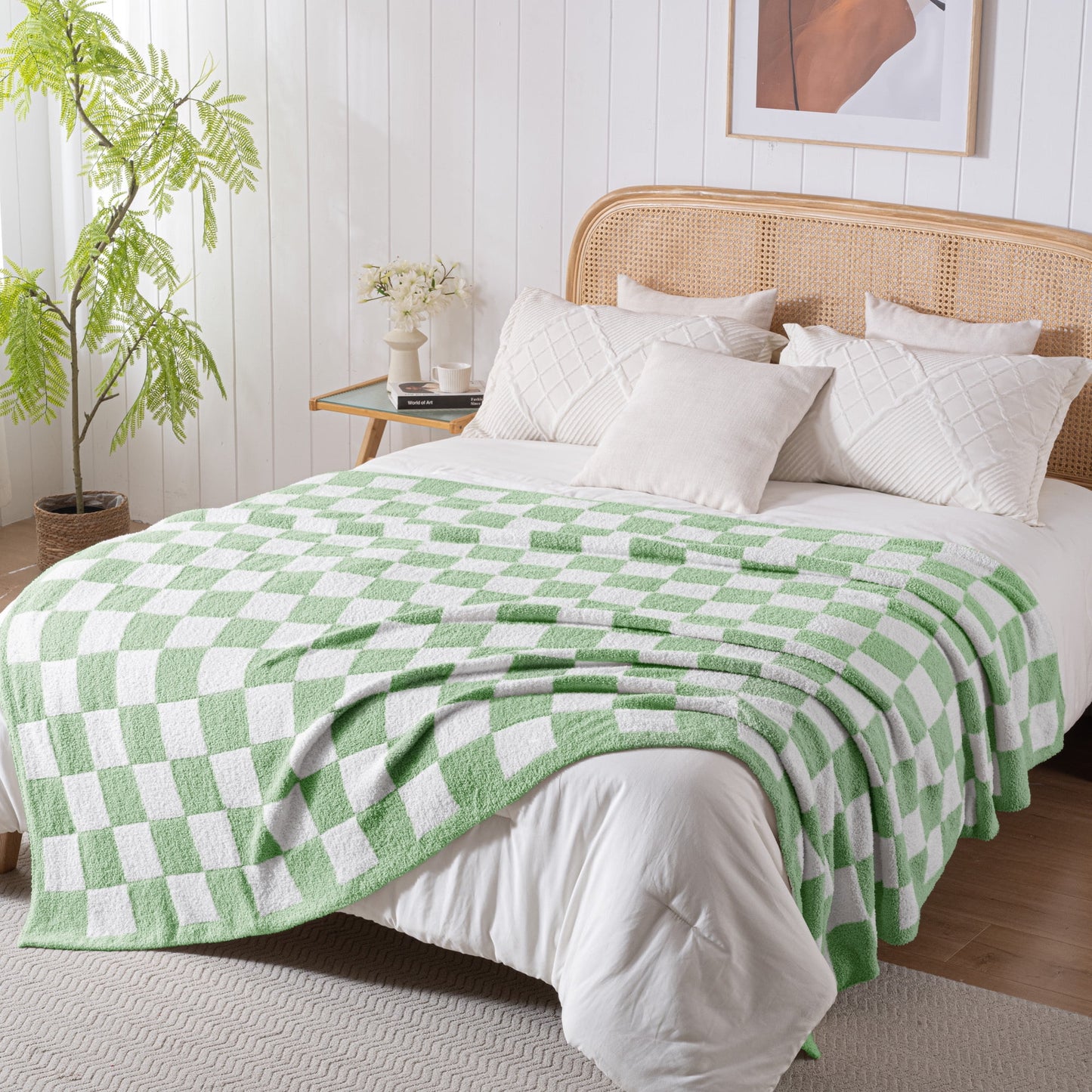 Exclusivo Mezcla Checkered Knit Blanket for Bed Queen Size, Ultra Soft Cozy Fluffy Blanket, Lightweight Fuzzy Throw for Couch and Bed, Sage Green, 90"x90"