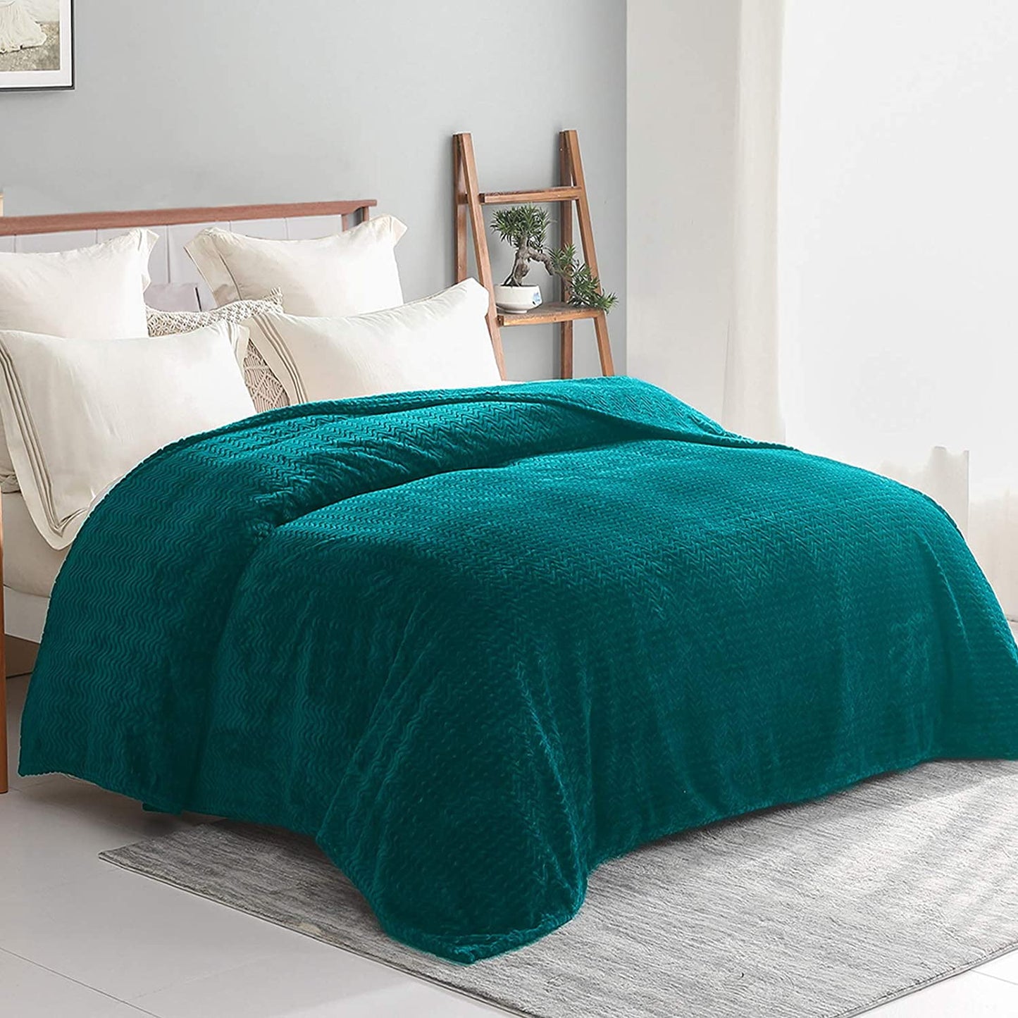 Exclusivo Mezcla King Size Jacquard Weave Wave Pattern Flannel Fleece Velvet Plush Bed Blanket as Bedspread/Coverlet/Bed Cover (90" x 104", Teal) - Soft, Lightweight, Warm and Cozy