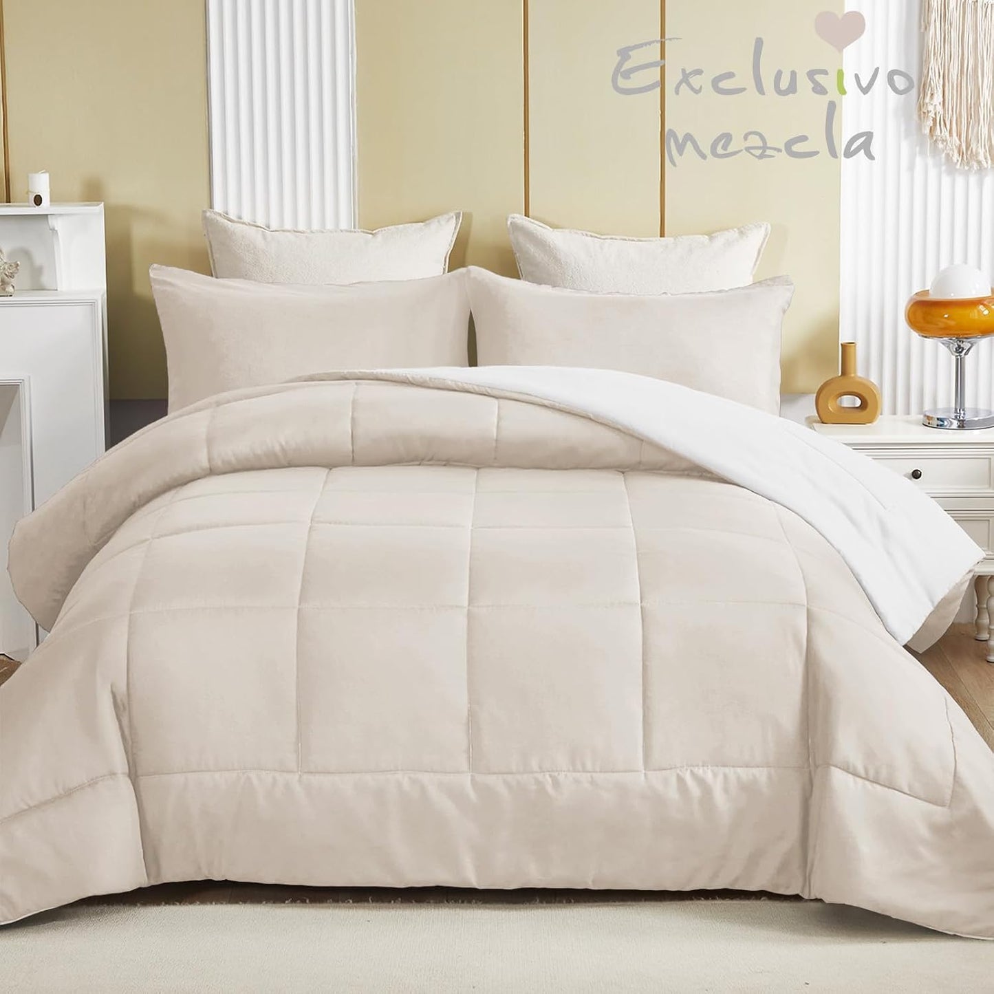 Exclusivo Mezcla Lightweight Reversible 3-Piece Comforter Set All Seasons, Down Alternative Comforter with 2 Pillow Shams, Oversized Queen Size, Beige/White