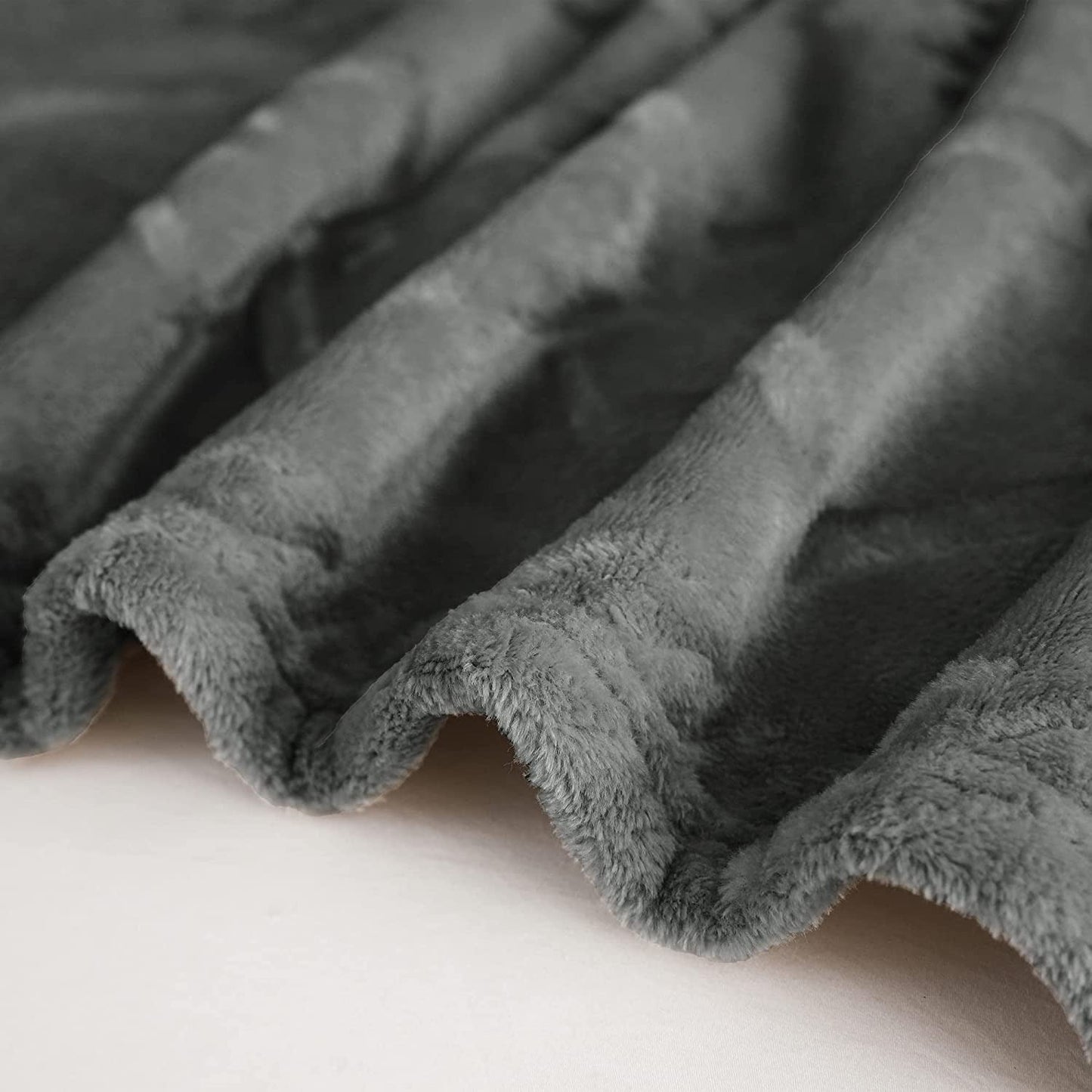 Exclusivo Mezcla King Size Soft Bed Blanket, Warm Fuzzy Luxury Bed Blankets, Decorative Geometry Pattern Plush Throw Blanket for Bed, 90"x104", Dark Grey