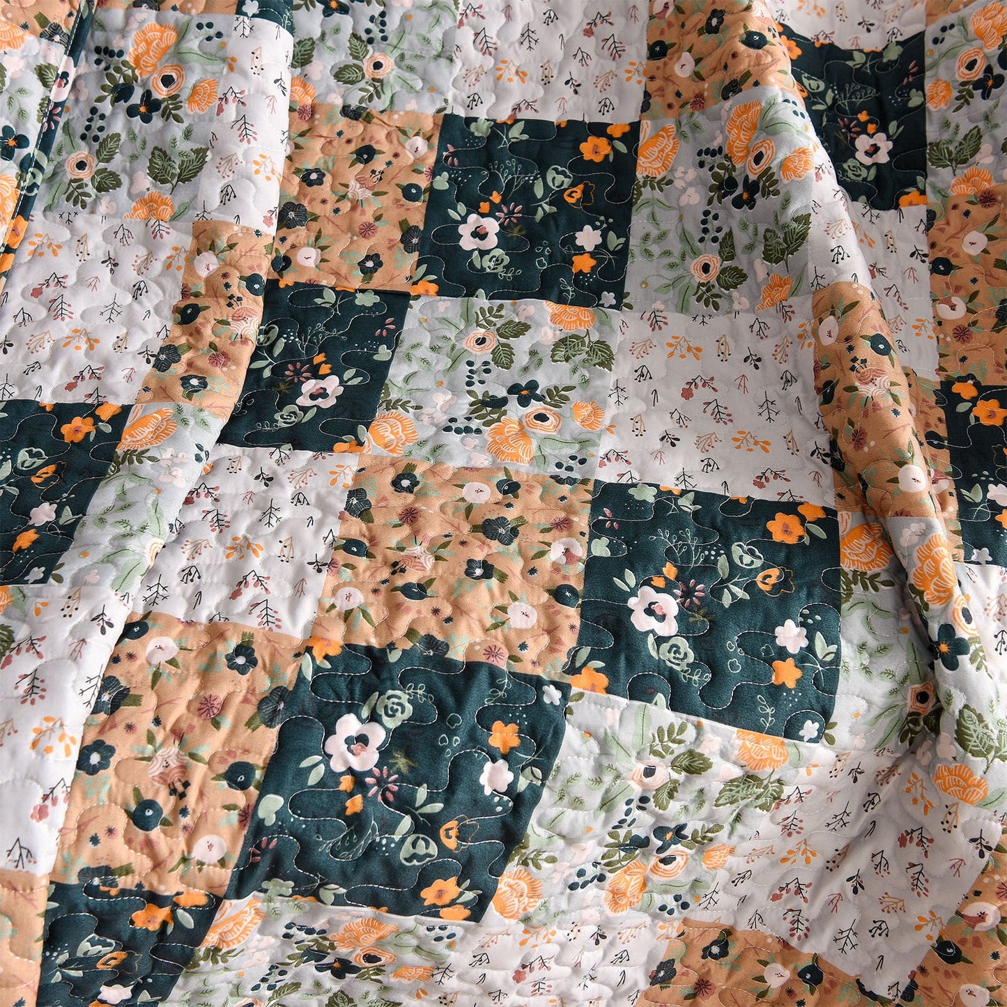 Exclusivo Mezcla Microfiber Boho Patchwork Pattern Quilted Throw Blanket for Bed, Soft and Lightweight Throw Quilt (60"x 80",Yellow)