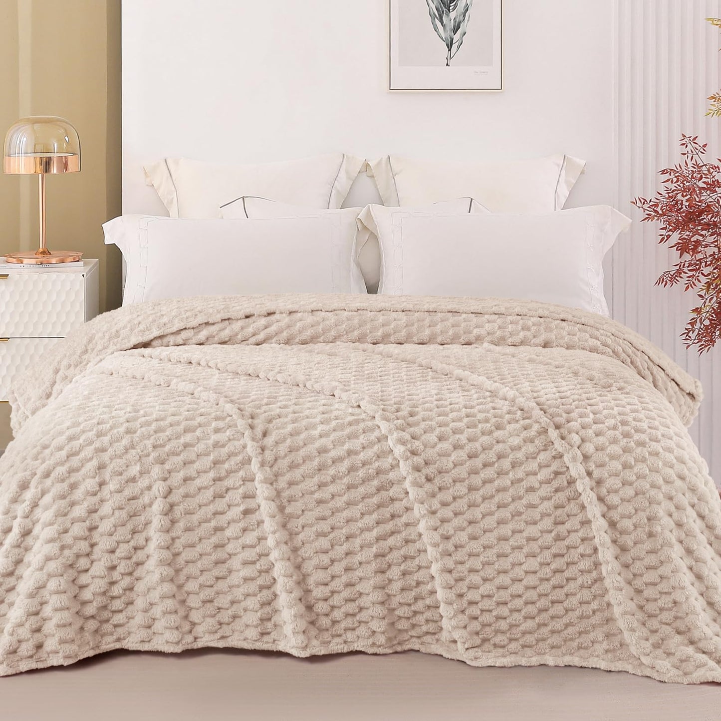 Exclusivo Mezcla Fleece California King Blanket for Bed, Oversized Fuzzy Camel Bed Blankets, Soft Cozy Plush Sofa Throws for All Seasons, 120x120 Inches