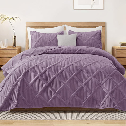 Exclusivo Mezcla Full Queen Size Quilt Set with Modern Striped Pattern, 3 Pieces Lightweight Dusty Lavender Quilts Bedding Set, Soft Bedspreads Coverlets for All Seasons