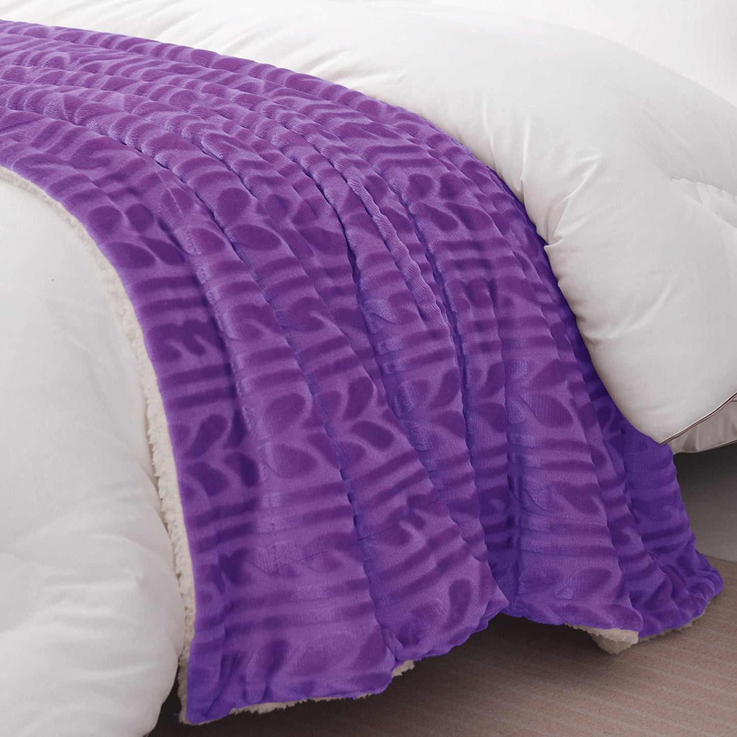 Exclusivo Mezcla Sherpa Fleece Throw Blanket, Reversible Velvet Plush Blankets and Soft Throws for Couch, Sofa, 50x70 Inches, Purple