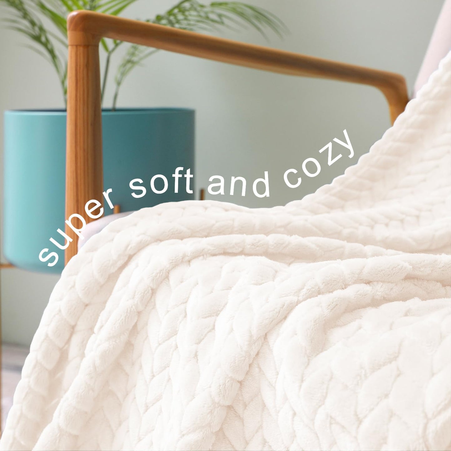 Exclusivo Mezcla Fleece Twin Size Blanket for Bed, 60x80 Inches Soft Cozy Jacquard Flannel Blankets, Lightweight Fuzzy Plush Warm for Women, Off White