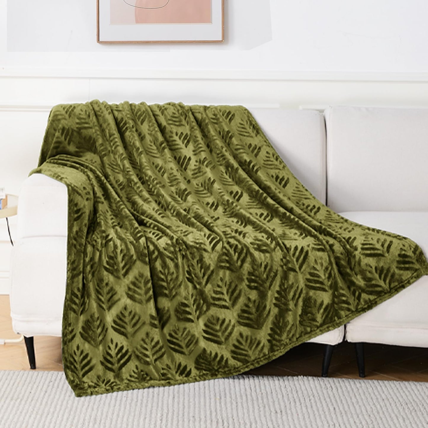Exclusivo Mezcla Twin Size Fleece Blanket for Bed, Leaves Pattern Super Soft and Cozy Blankets, Plush Fuzzy Lightweight, Olive Green, 60"x80"