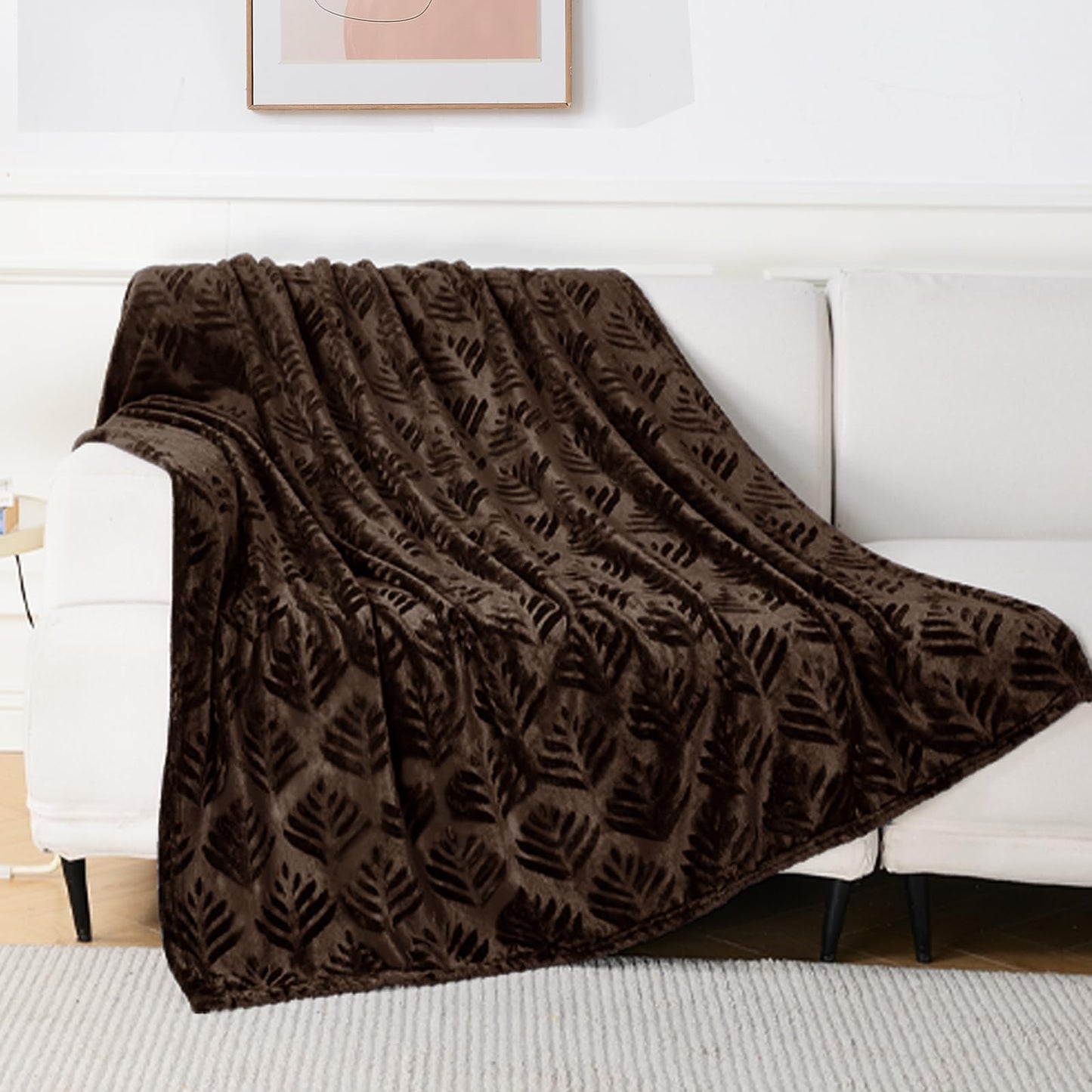Exclusivo Mezcla King Size Fleece Blanket for Bed, Leaves Pattern Super Soft and Cozy Blankets, Plush Fuzzy Lightweight, Coffee, 90"x104"