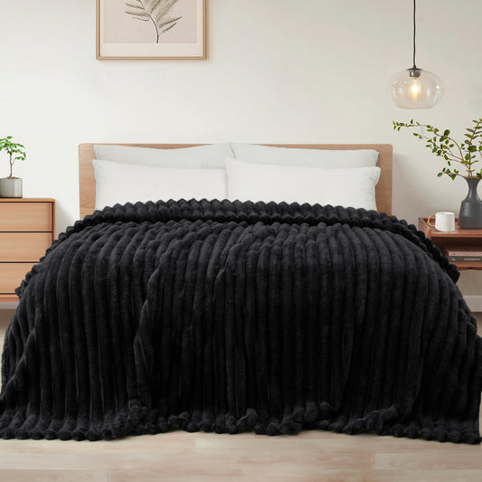 Exclusivo Mezcla California King Size Flannel Fleece Blanket, Super Soft Striped Jacquard Bed Oversized Blanket, Lightweight Fuzzy Cozy for All Seasons, 120x120 Inches, Black