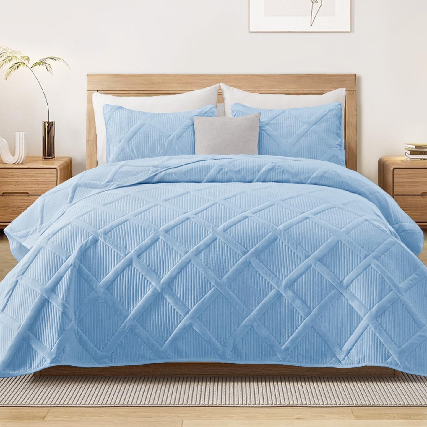 Exclusivo Mezcla King Size Quilt Set with Modern Striped Pattern, 3 Pieces Lightweight Sky Blue Quilts Bedding Set, Soft Bedspreads Coverlets for All Seasons