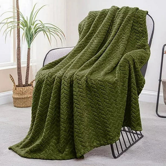 Exclusivo Mezcla Extra Large Flannel Fleece Throw Blanket, 50x70 Inches Leaves Pattern Soft Throw Blanket for Couch, Cozy, Warm, and Lightweight Blanket for Winter, Olive Green Blanket