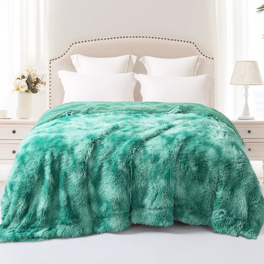 Exclusivo Mezcla King Size Faux Fur Bed Blanket, Super Soft Fuzzy and Plush Reversible Sherpa Fleece Blanket and Warm Blankets for Bed, Sofa, Travel, 90X104 inches, Teal