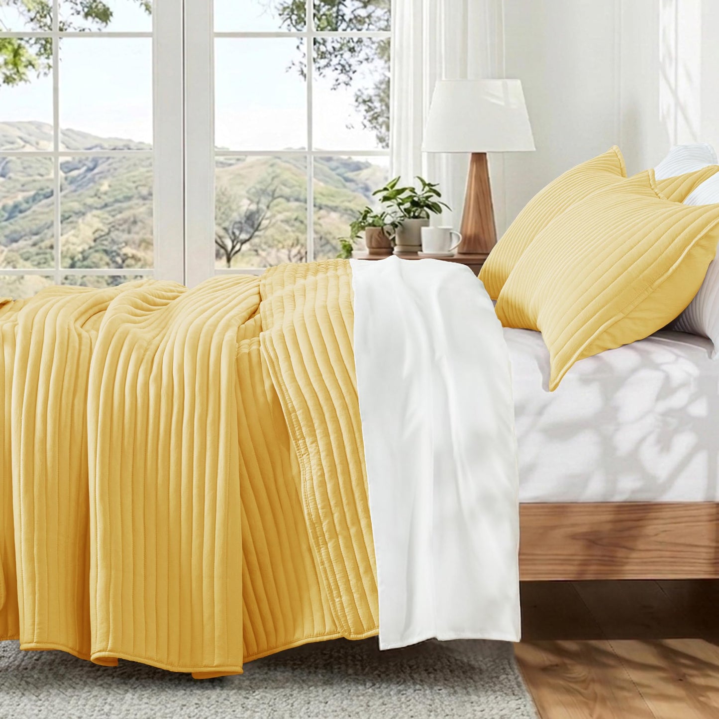 Exclusivo Mezcla Twin Quilt Bedding Set, Stripe Stitching Yellow Quilts Twin Size for All Seasons, Soft Lightweight Microfiber Bedspreads Coverlets Bed Cover, 68"x88"