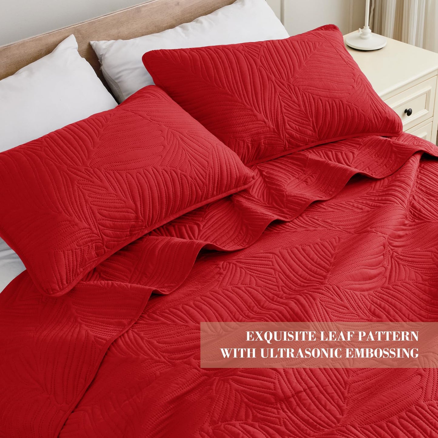 Exclusivo Mezcla Queen Quilt Bedding Set, Lightweight Red Quilts Queen Full Size for All Seasons, Soft Microfiber Bedspreads Coverlets Bed Cover with Leaf Pattern, 3 Piece