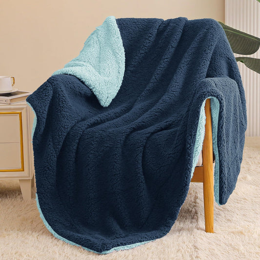 Exclusivo Mezcla Reversible Sherpa Throw Blanket for Couch, Thick and Warm Fleece Blankets for Winter, Soft Plush Fluffy, 50x60 Inches, Navy/ Light Blue