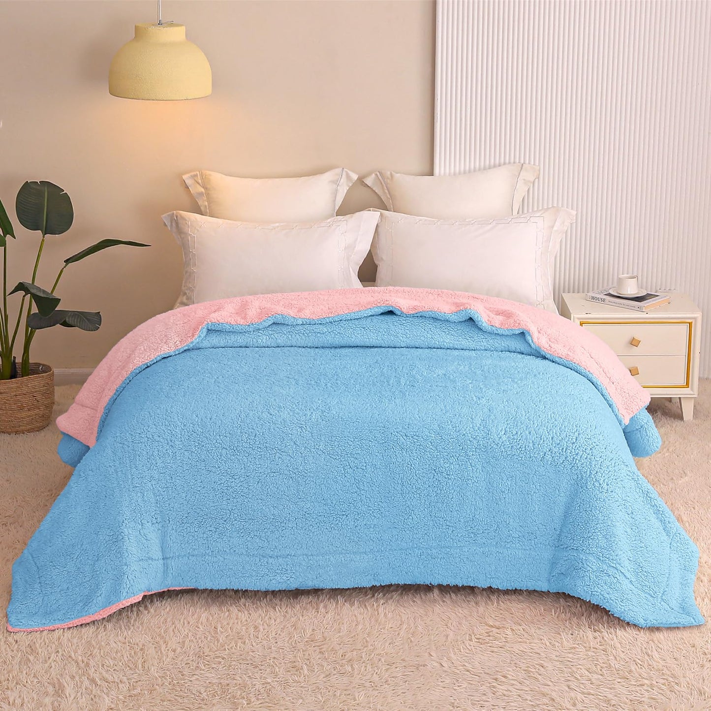 Exclusivo Mezcla Reversible King Size Sherpa Blanket, Thick and Warm Fleece Blankets for Winter, Soft Plush Fluffy for Bed, 90x104 Inches, Blue/ Light Pink