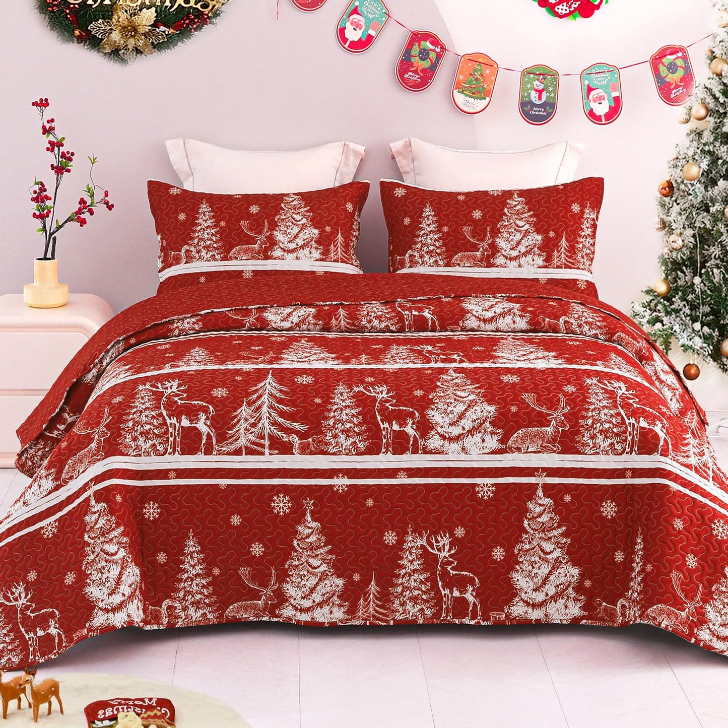 Exclusivo Mezcla Reversible Christmas Quilts Twin Size, Red Bedspread Lightweight Coverlet Winter Quilt Bedding Set with Printed Striped Trees Snowflakes Pattern (1 Quilt, 1 Pillow Sham)